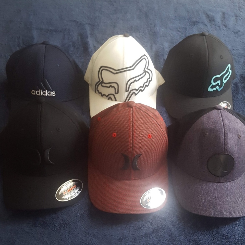 Hurley, Fox racing, Adidas flexfit hats